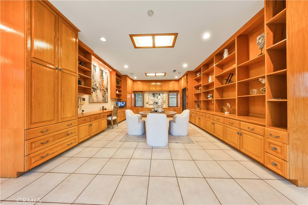1209 S 8th Avenue Property Photo 43