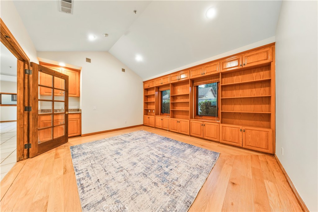 1209 S 8th Avenue Property Photo 45