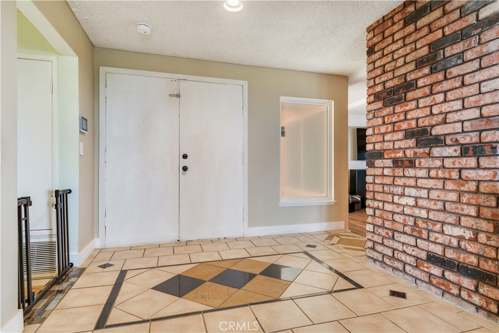 3695 Holly Vista Drive Property Photo 13