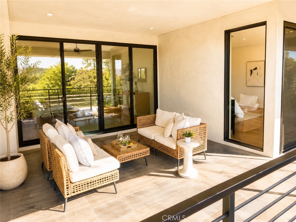 330 Arbolada Property Photo 45