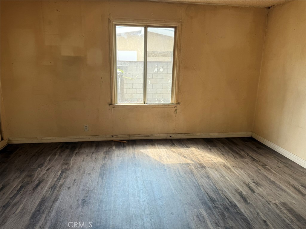 11402 Basye Property Photo 6