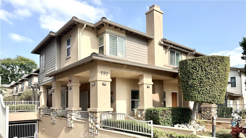 690 S Marengo Avenue 6 Property Photo