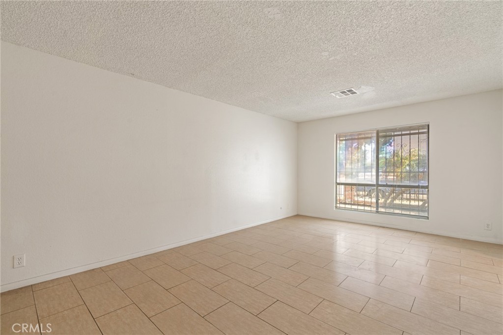 155 E Emerson Avenue Property Photo 17