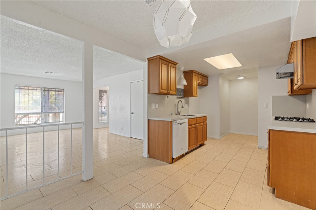 155 E Emerson Avenue Property Photo 21