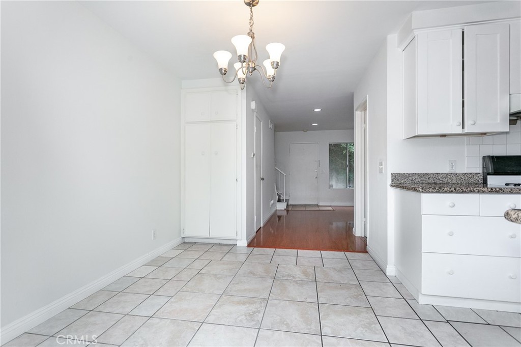 2025 E Aroma Drive Property Photo 15
