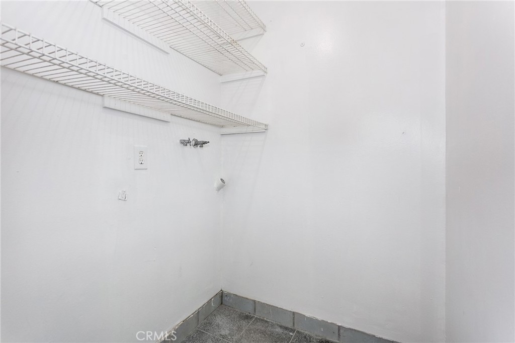 2025 E Aroma Drive Property Photo 17