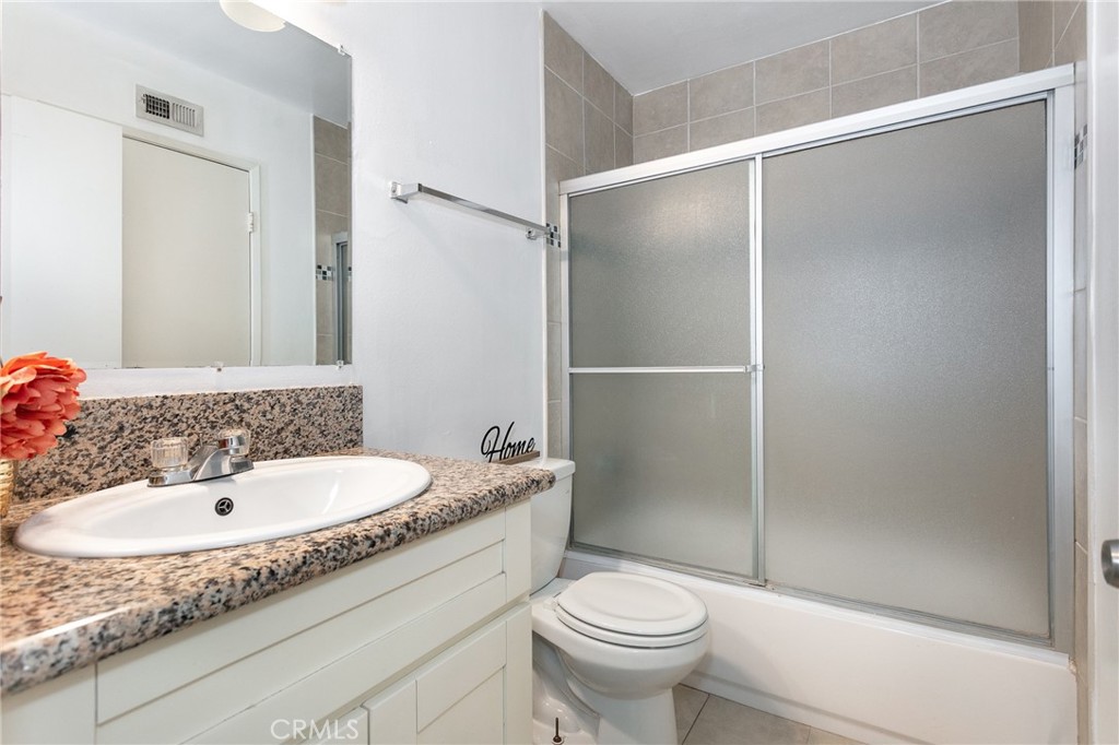 2025 E Aroma Drive Property Photo 33