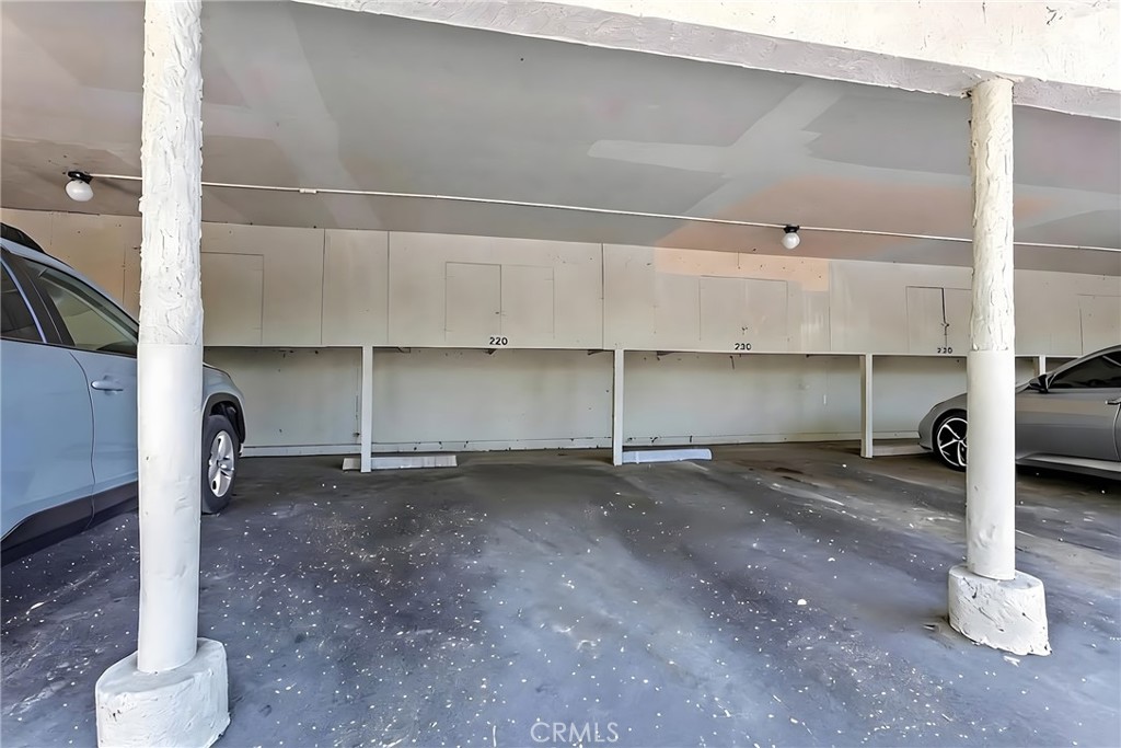 2025 E Aroma Drive Property Photo 53