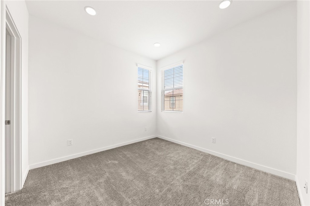 2972 E Calgary Street Property Photo 40