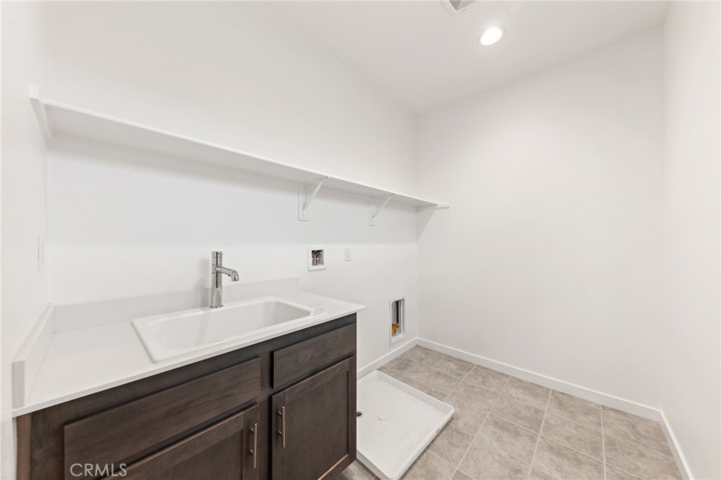 2972 E Calgary Street Property Photo 42