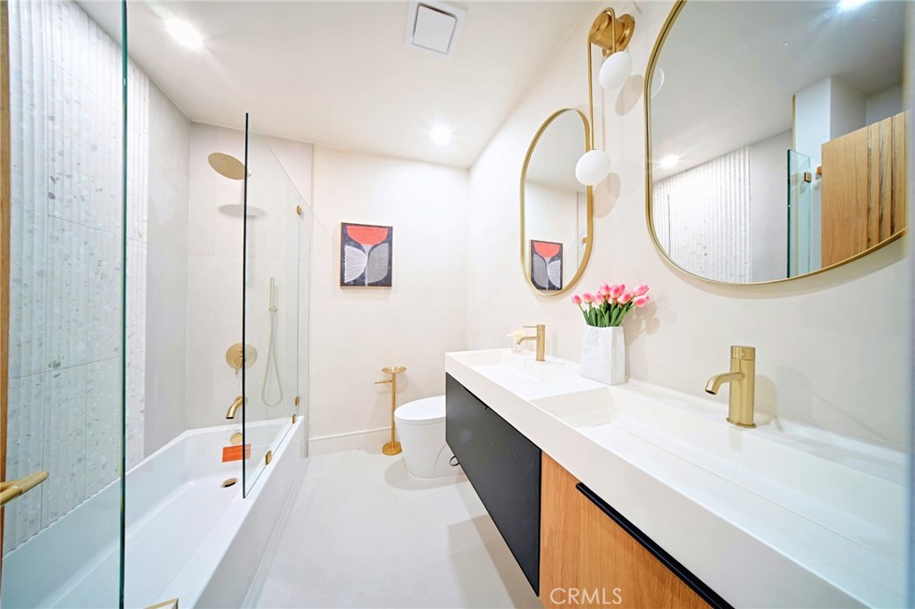 5430 Geyser Avenue Property Photo 14