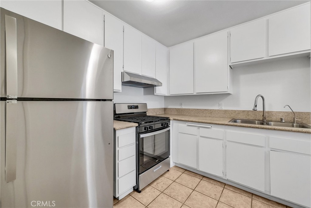 23640 Monument Canyon C Property Photo 8