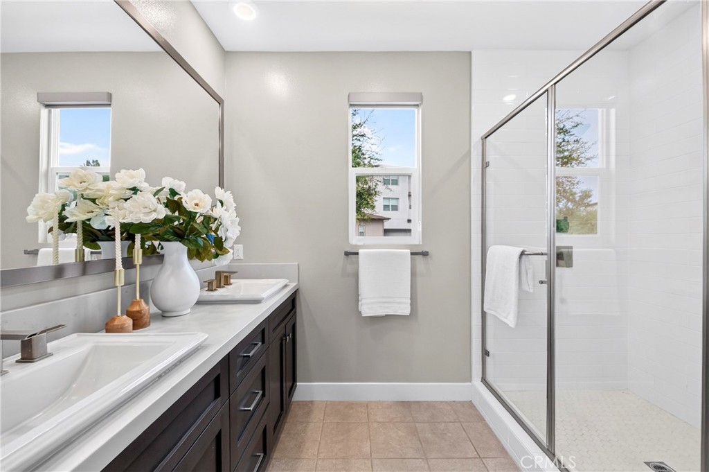 125 Source Property Photo 16