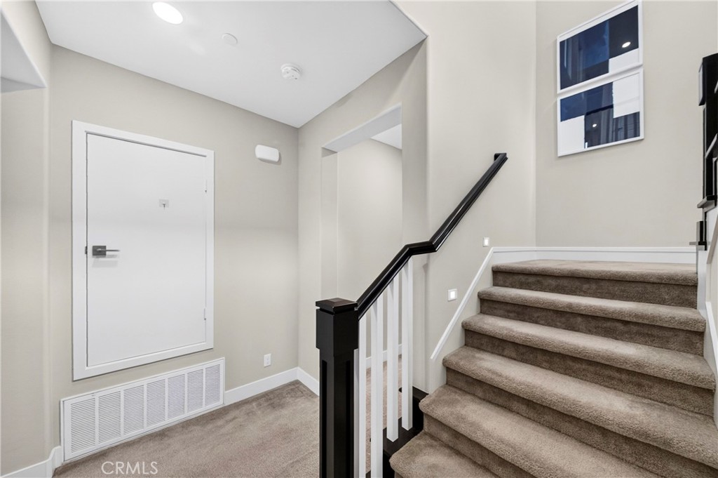 125 Source Property Photo 19