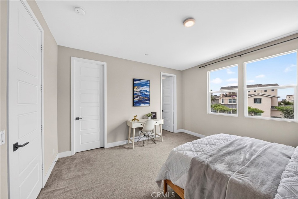 125 Source Property Photo 24