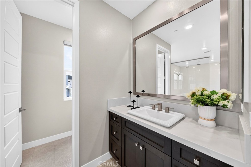 125 Source Property Photo 32