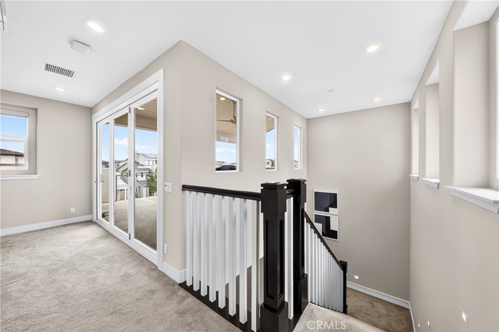 125 Source Property Photo 33