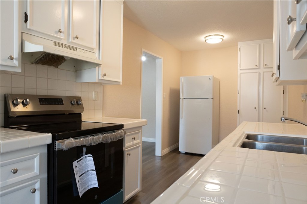 2386 E Del Mar Boulevard 203 Property Photo 5