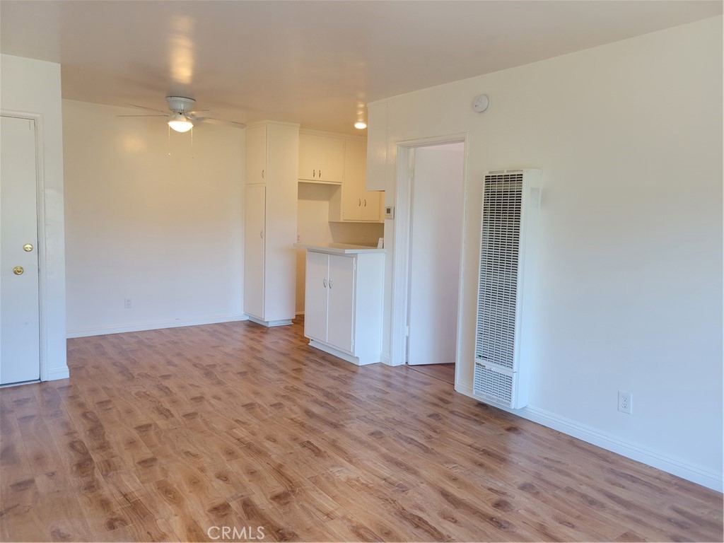 652 N Whitnall Highway Property Photo 3