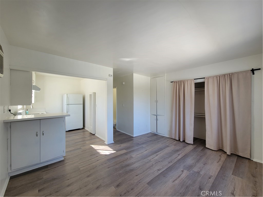 652 N Whitnall Highway Property Photo 8