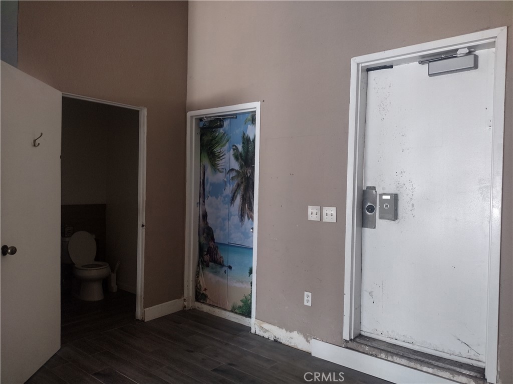 23383 E Golden Springs Drive Property Photo 8