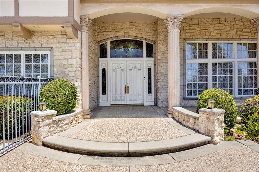 515 Deodar Property Photo 4