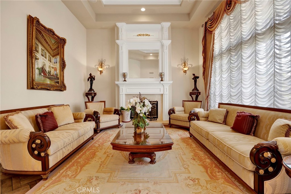 515 Deodar Property Photo 7