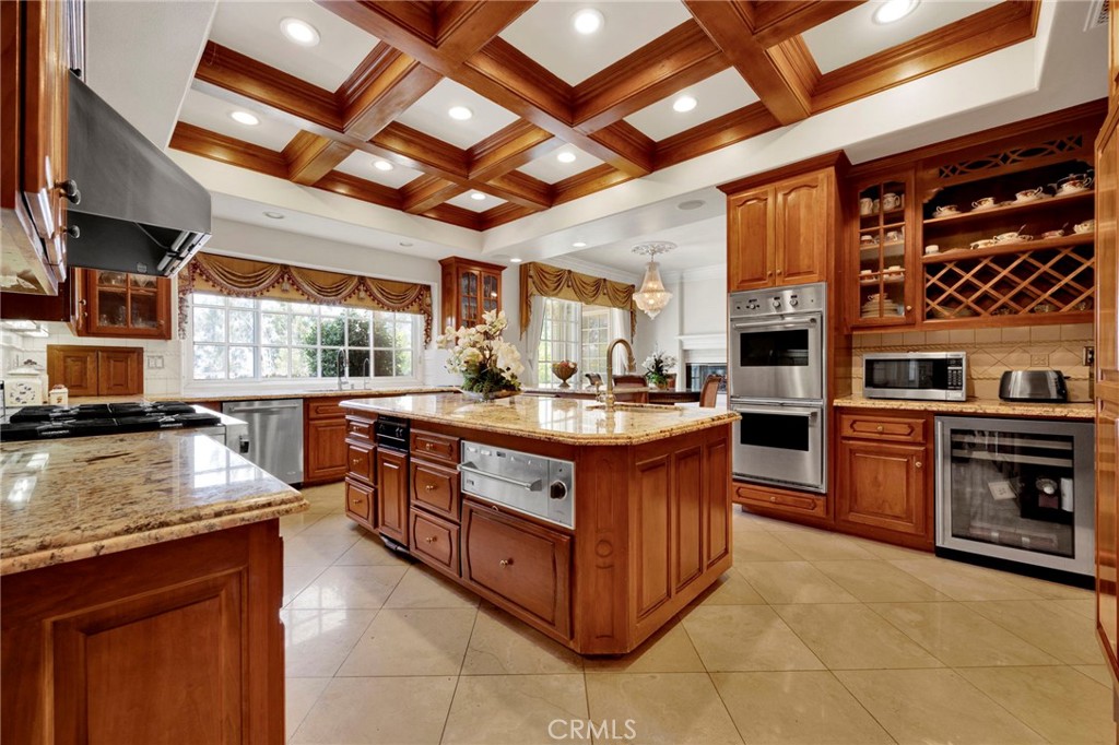515 Deodar Property Photo 11