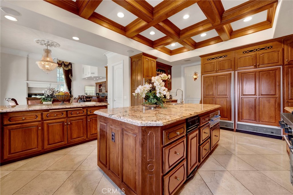 515 Deodar Property Photo 13