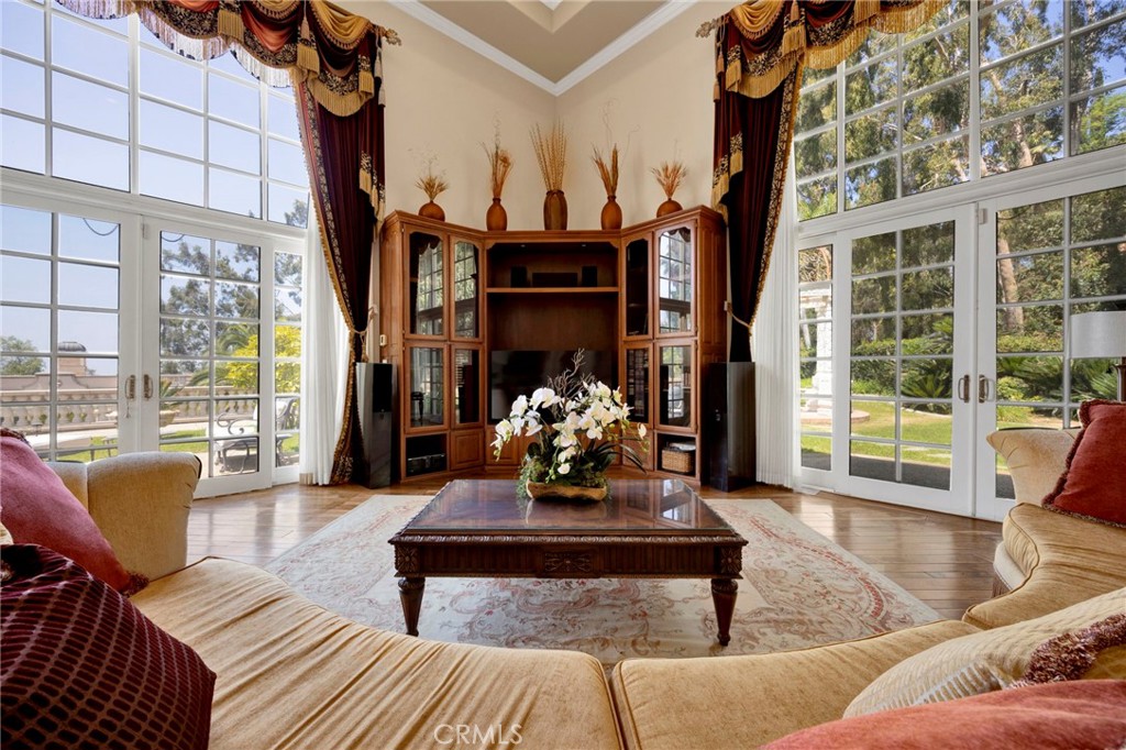 515 Deodar Property Photo 17