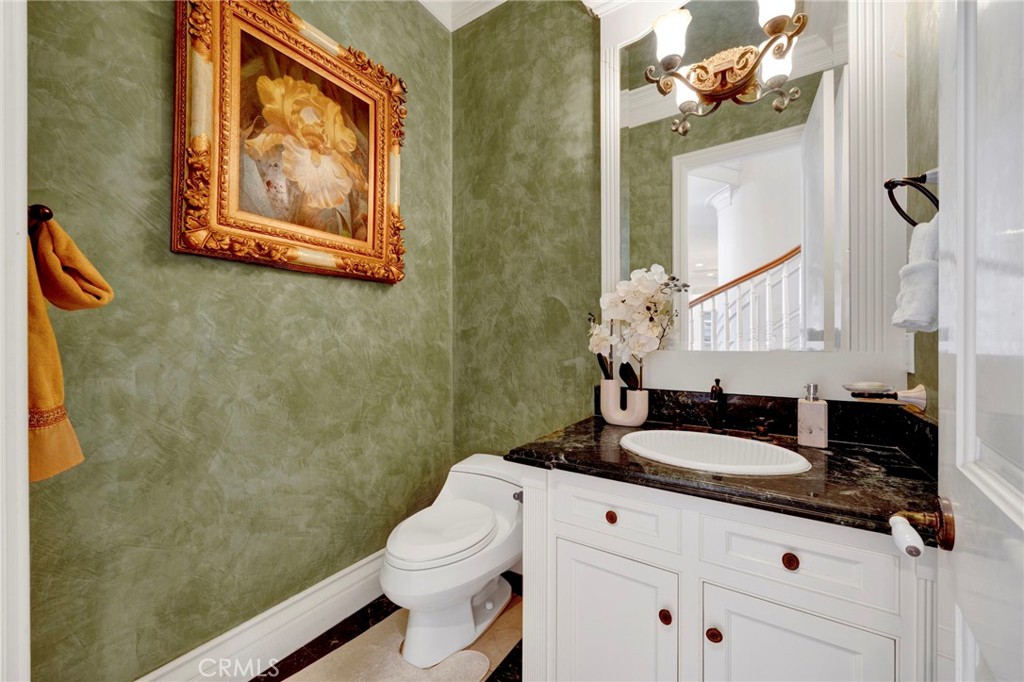 515 Deodar Property Photo 23