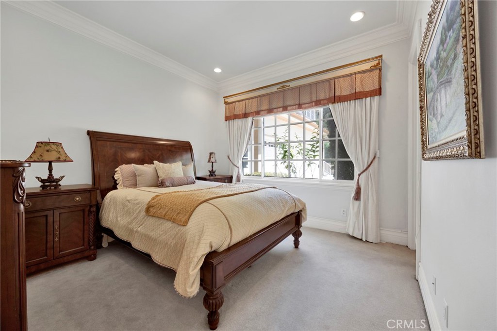 515 Deodar Property Photo 24
