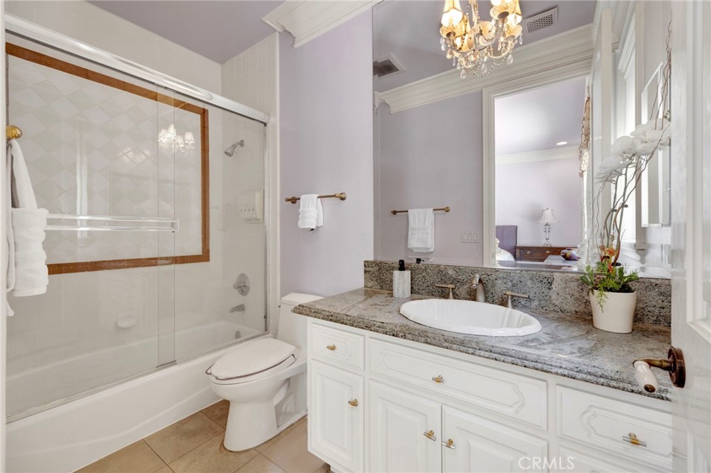 515 Deodar Property Photo 29