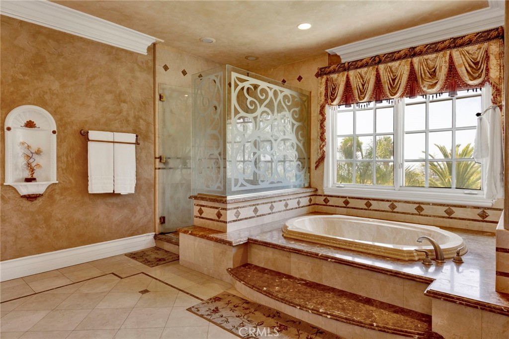 515 Deodar Property Photo 36