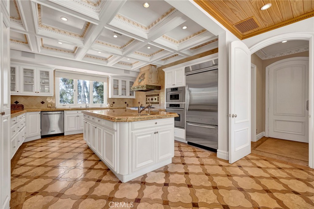 515 Deodar Property Photo 56