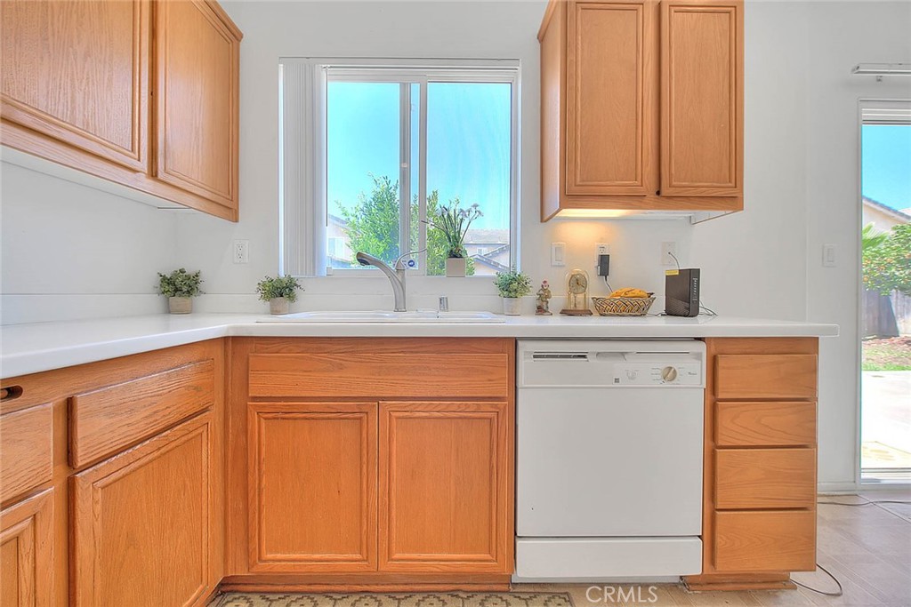 1430 Orange Tree Lane Property Photo 11