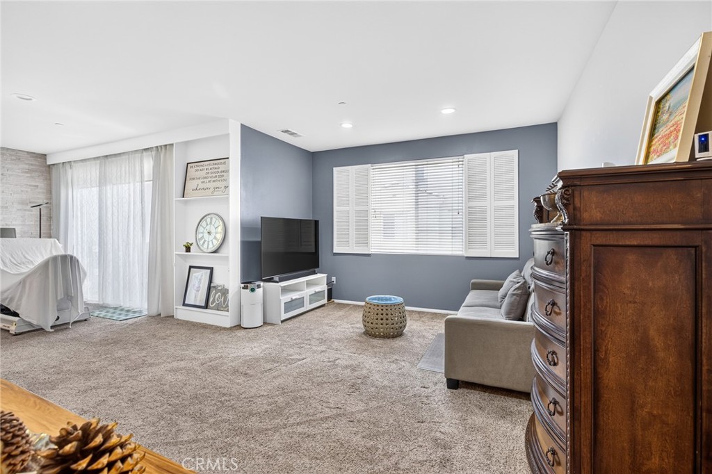 596 Katy Property Photo 9