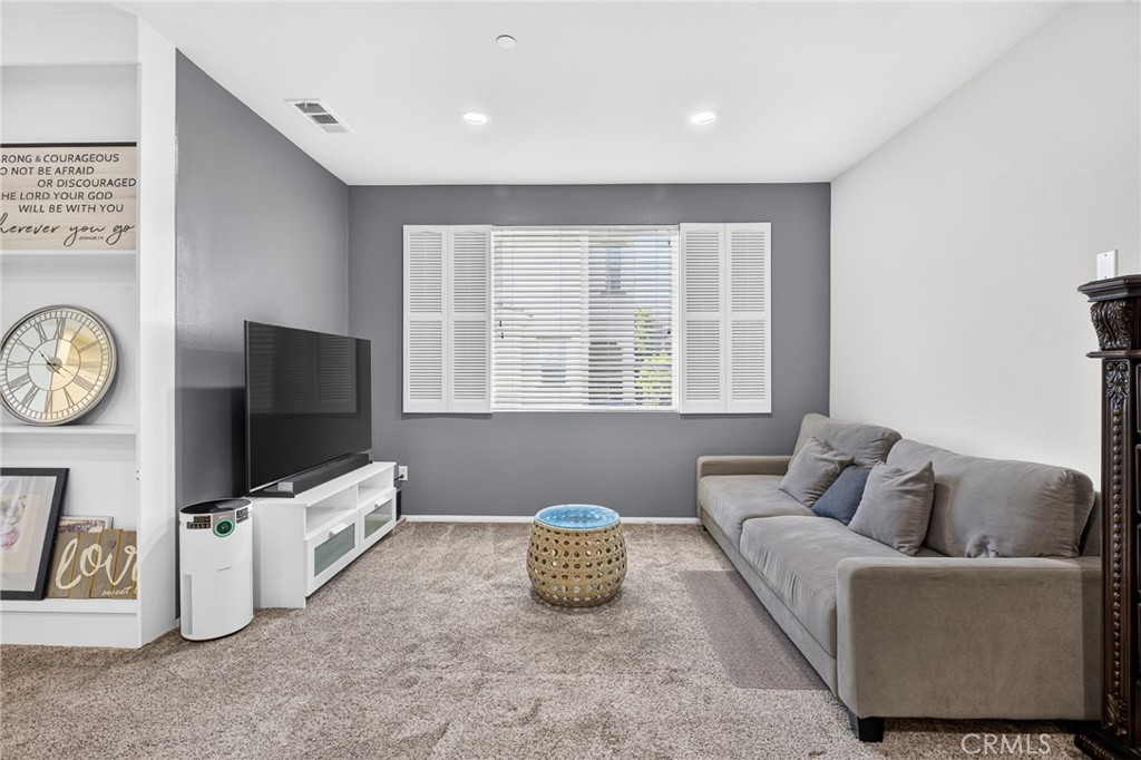 596 Katy Property Photo 12