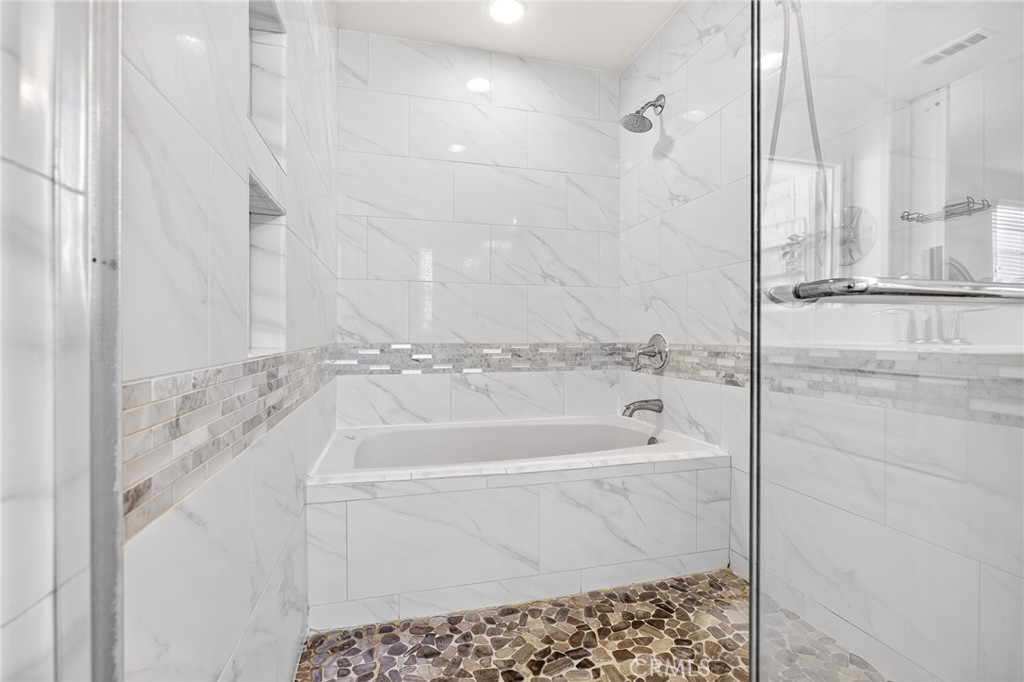 596 Katy Property Photo 32
