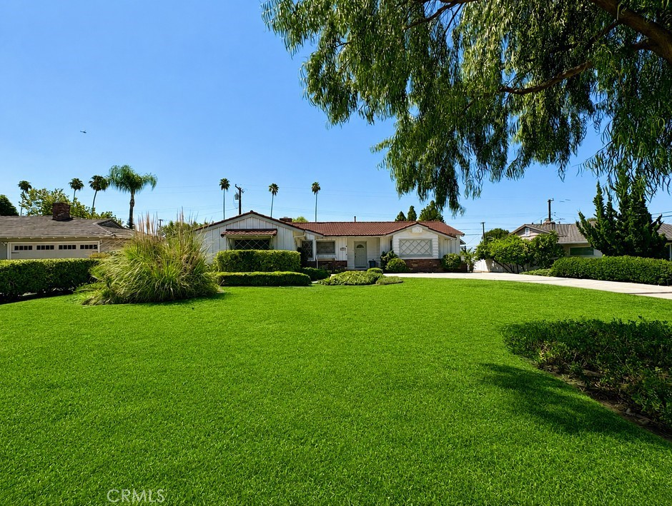 910 E Dalton Property Photo 1