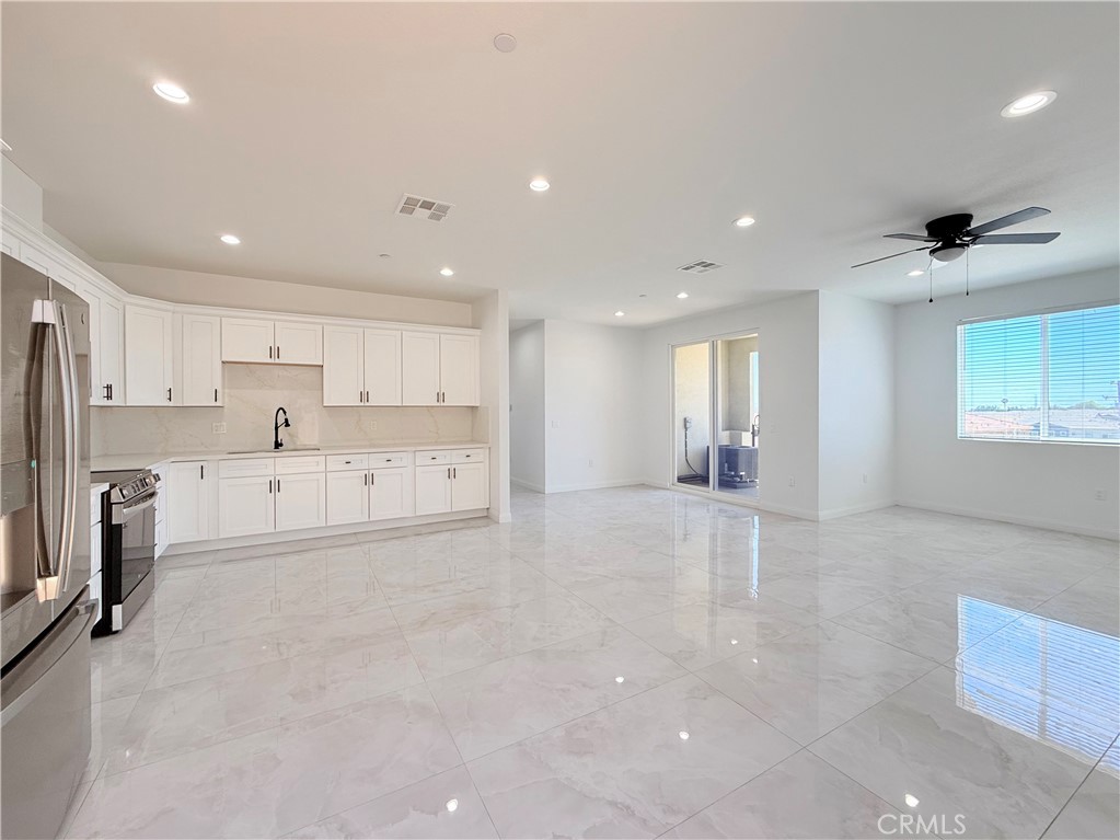 8153 Banana Avenue 201 Property Photo 4