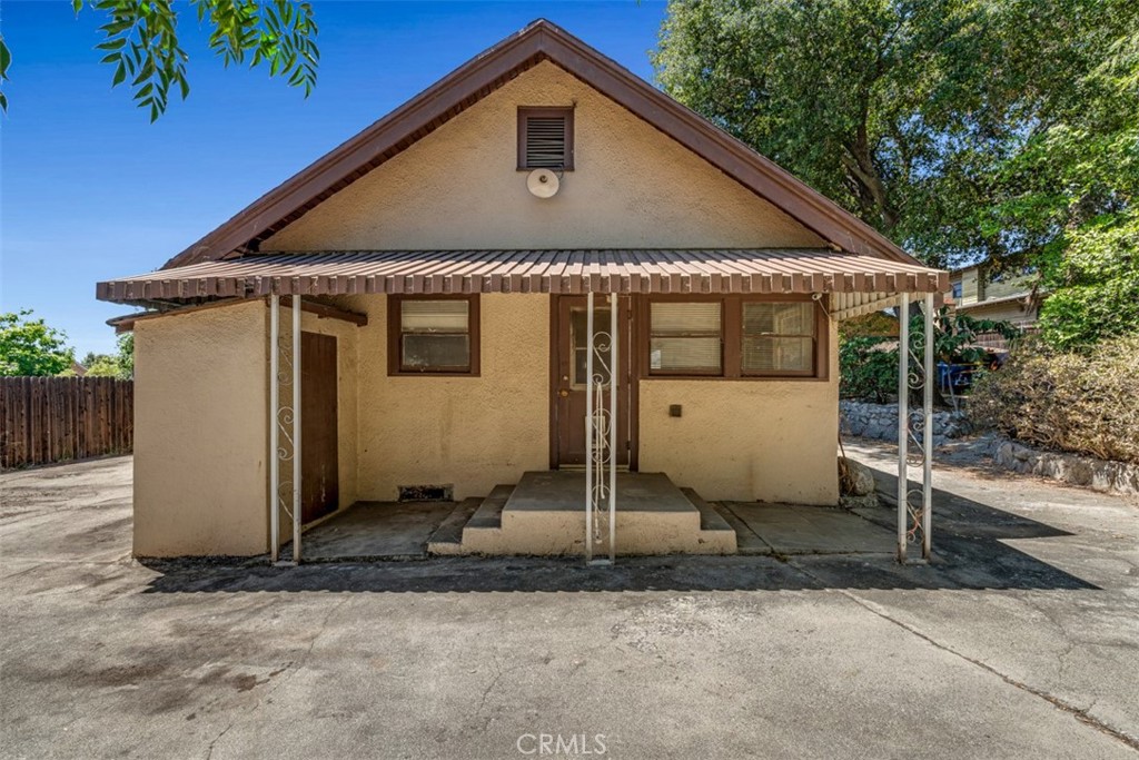 611 E Grandview Property Photo 27