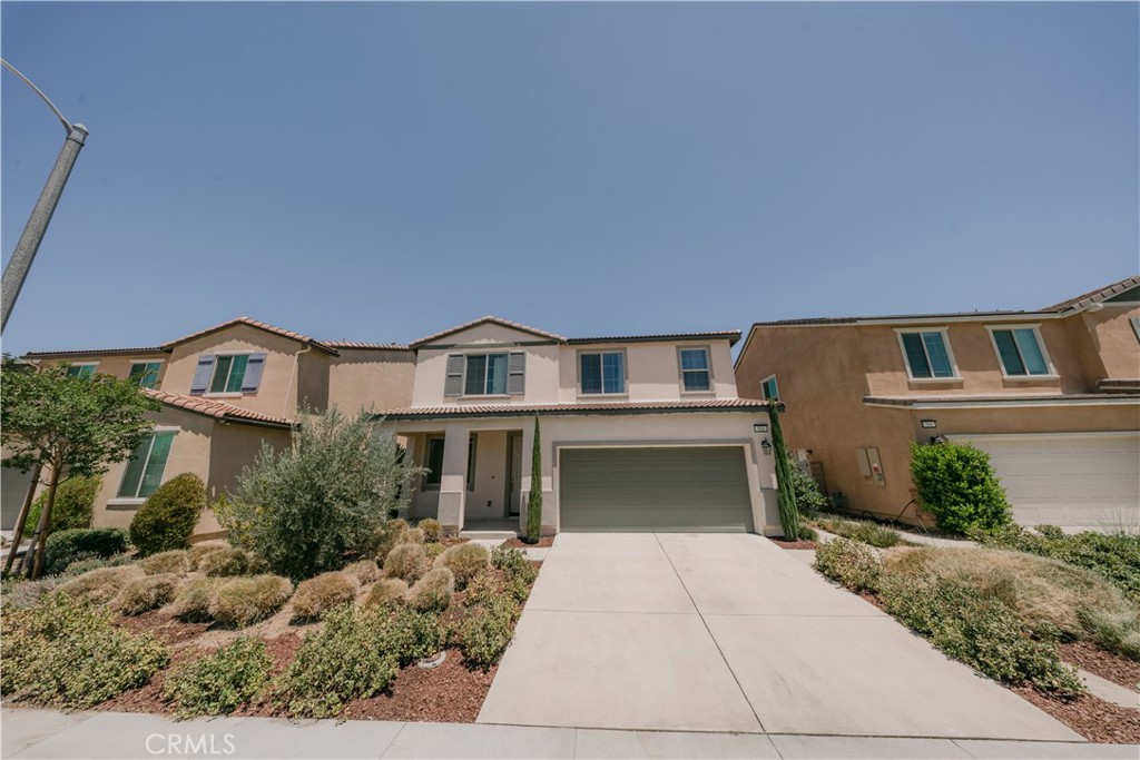 560 E Vodden Property Photo