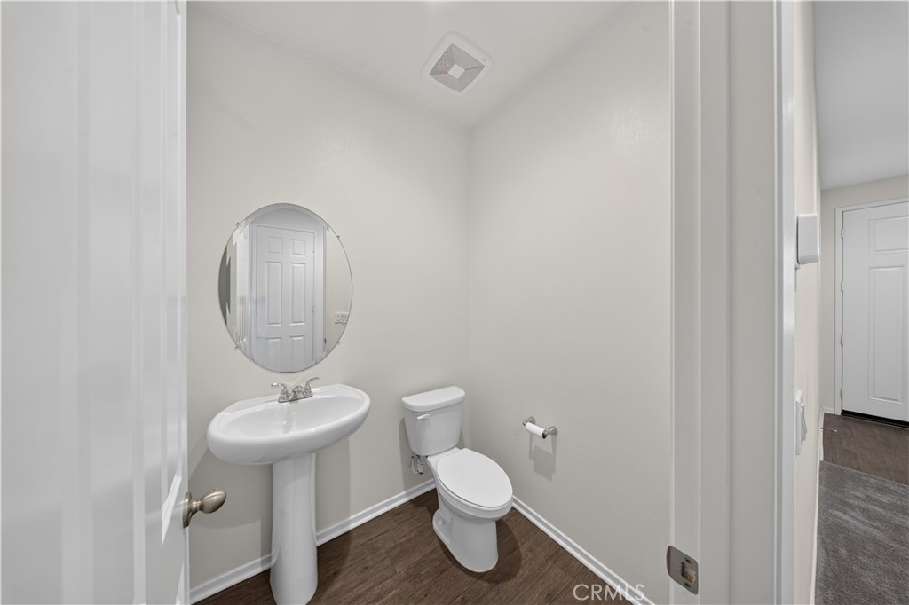 560 E Vodden Property Photo 31