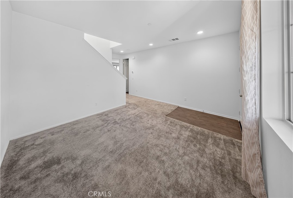 560 E Vodden Property Photo 33