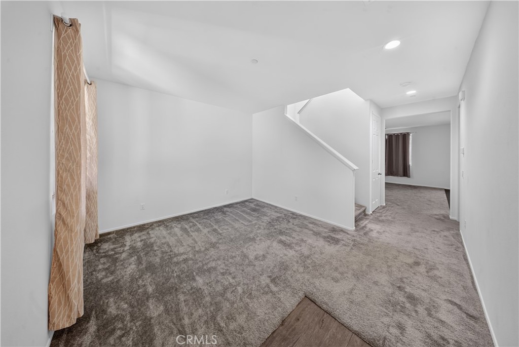 560 E Vodden Property Photo 35