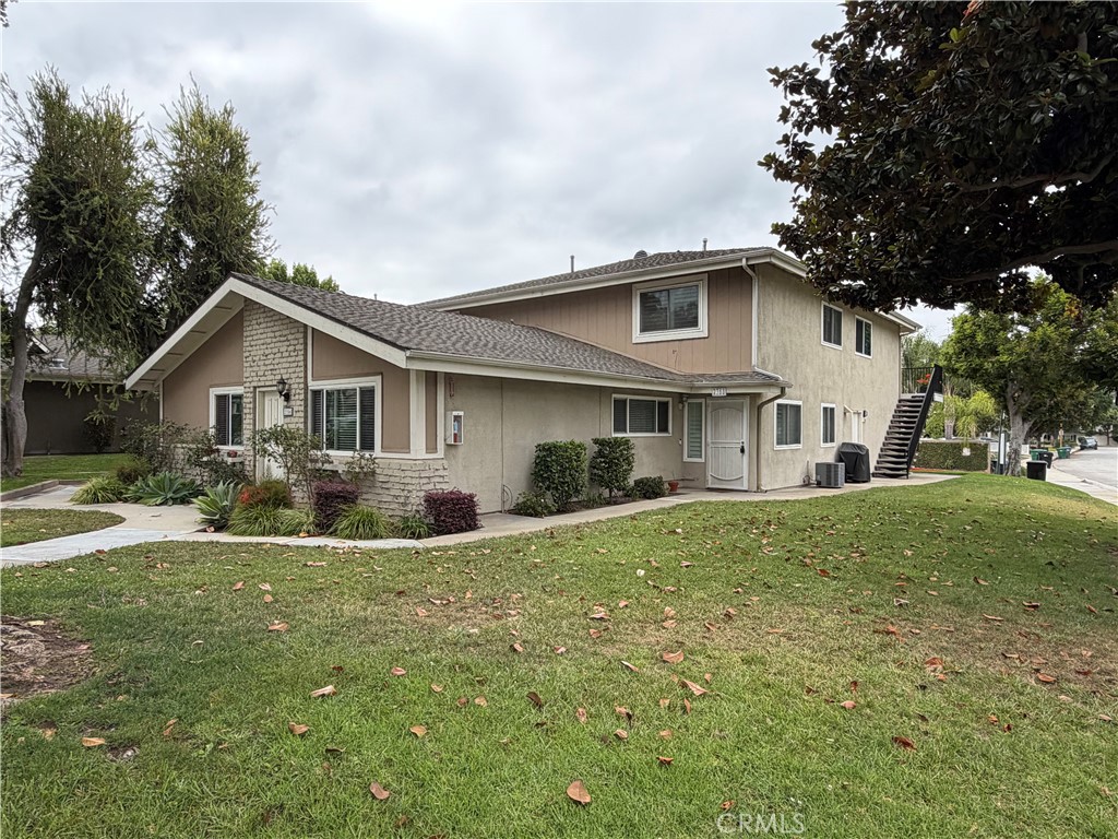 2358 Pepper Property Photo 1