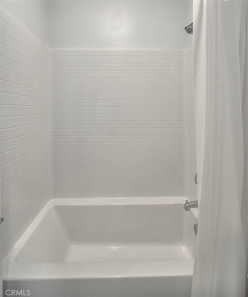2750 W 182nd 120 Property Photo 40