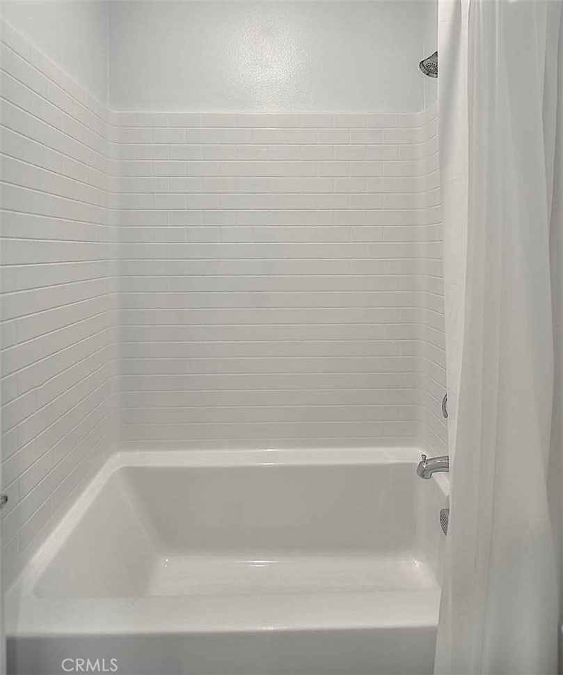 2750 W 182nd 120 Property Photo 40