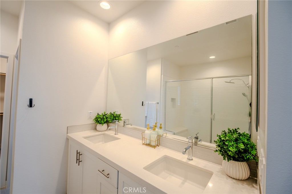 107 Allusion Property Photo 37